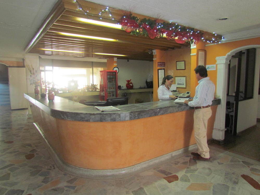 Hotel Dinastia Real Neiva  Exterior photo